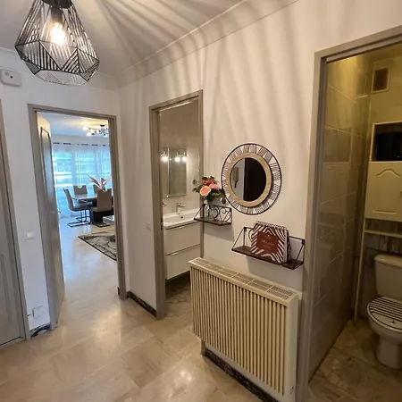 - 4 People - Parking - Terrace Appartement
