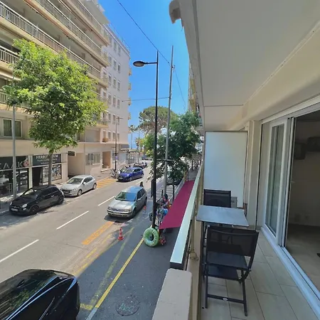 - 4 People - Parking - Terrace *